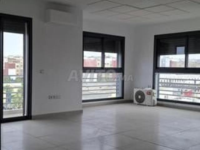 Bureau vente à Anfa, Gharb-Chrarda-Beni Hssen