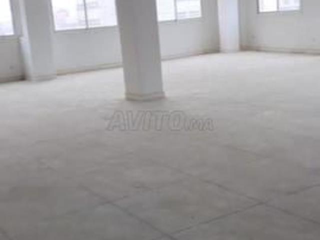 Local commercial location à Anfa, Gharb-Chrarda-Beni Hssen
