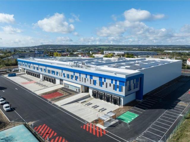 Local Commercial location à Conflans-sainte-honorine, Les Roches
