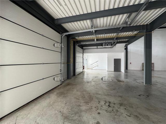 Local Commercial location à Torcy, Servon