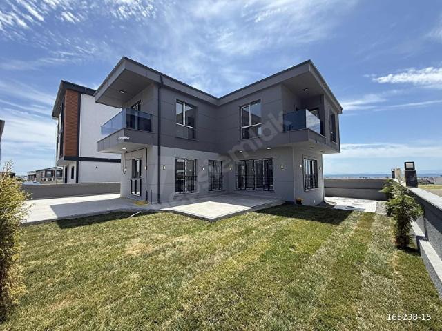 Marmaraereğlisi, Tekirdağ içerisinde satılık Villa