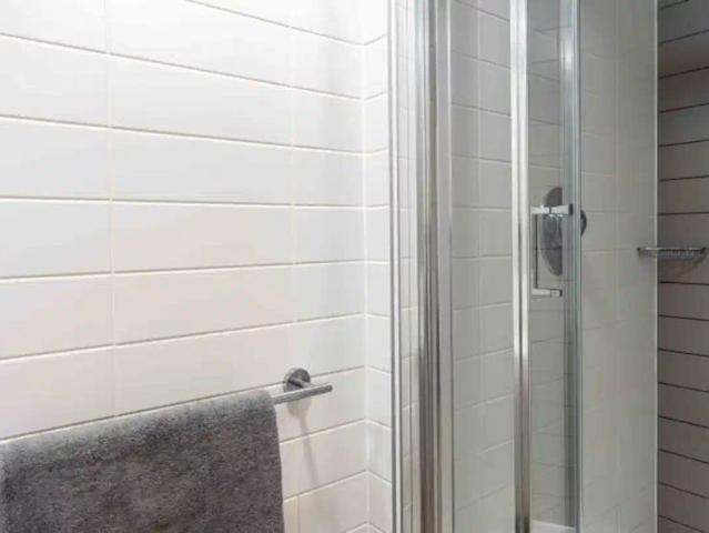 Room for rent in St Luke's, Greater London