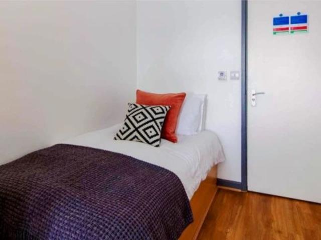 Apartment for rent in Waun Fawr, Wales