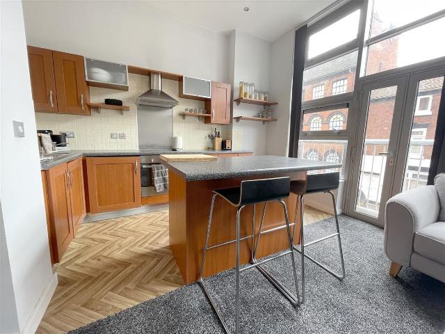 Studio for rent in Jewellery Quarter, West Midlands