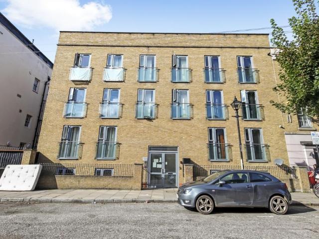 Apartment for rent in Stepney, Greater London