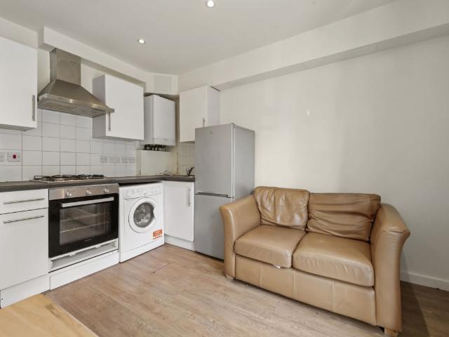 Apartment for rent in Stepney, Greater London