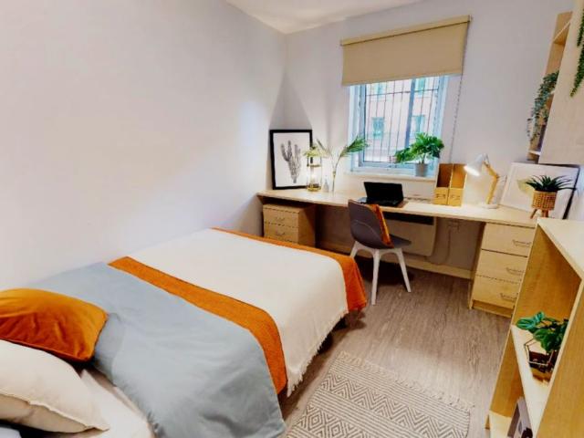 Room for rent in Fallings Park, West Midlands