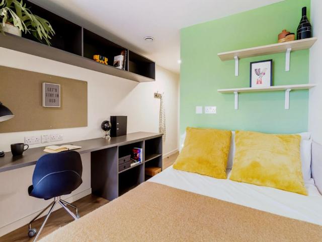 Room for rent in Durham