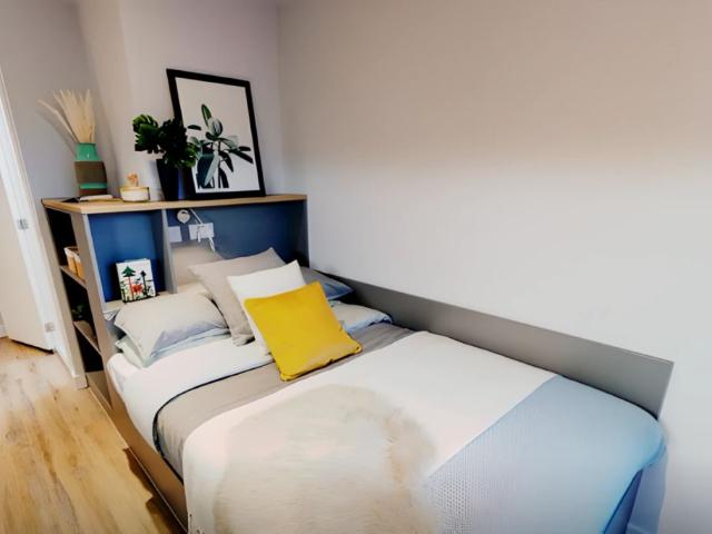 Room for rent in Hillfields, West Midlands