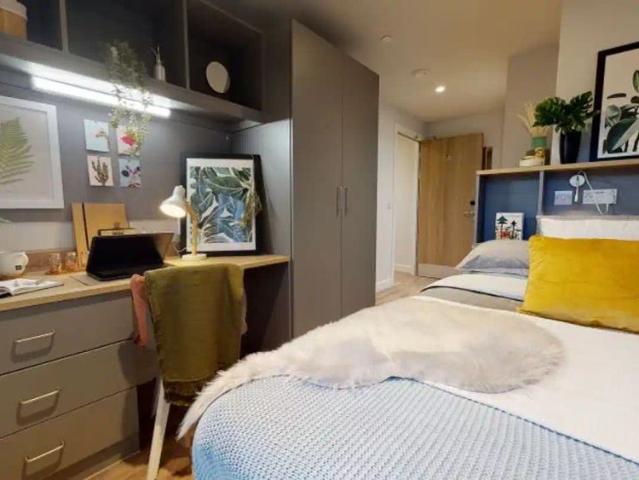 Room for rent in Hillfields, West Midlands