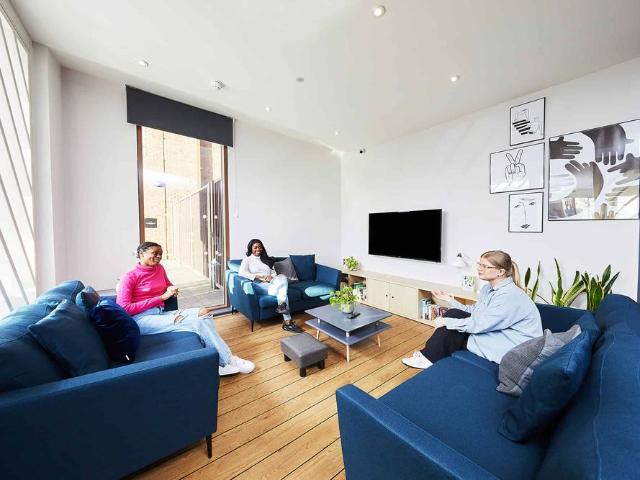 Room for rent in Northgate Village, Two Mills