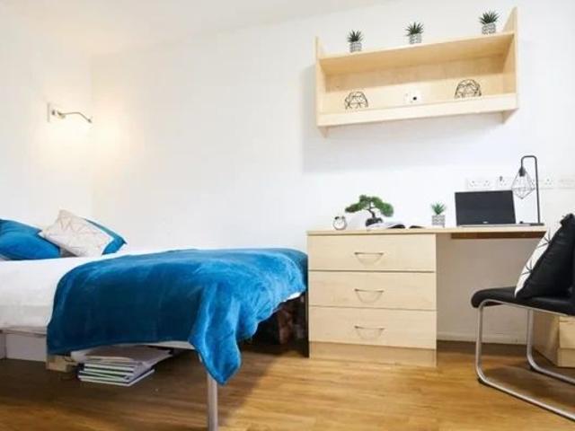Room for rent in Hulme, Georgia