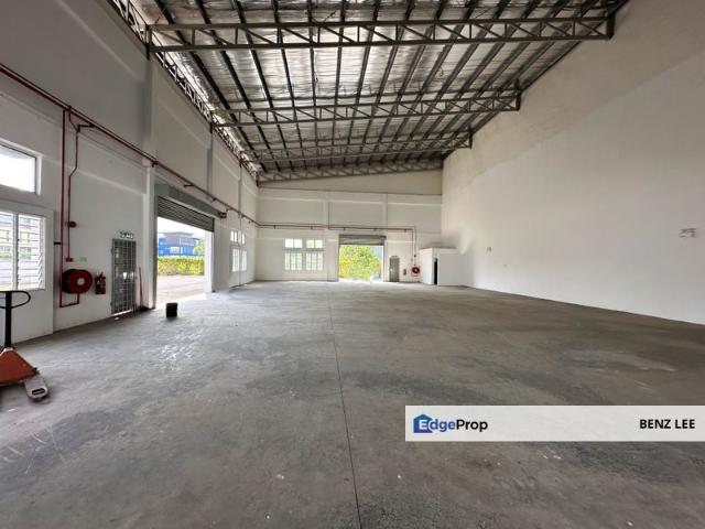 Warehouse for sale in Selayang, Selangor