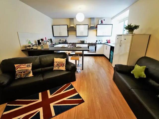 Room for rent in The Meadows, Haddon