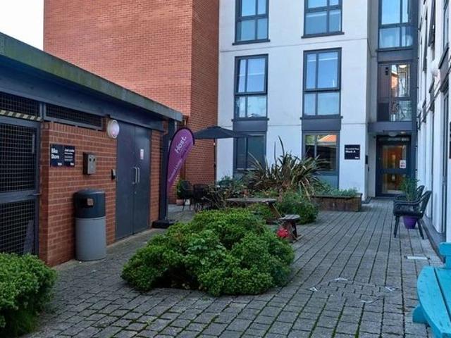 Apartment for rent in Hulme, Georgia