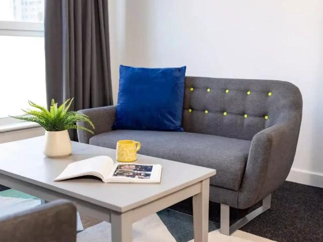 Room for rent in Islington, Calderstones