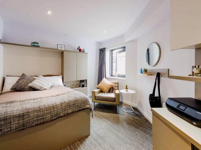 Studio for rent in Watergate, Devon