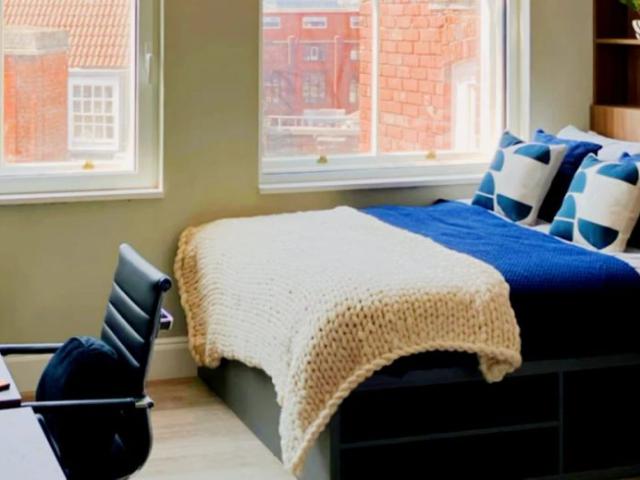Studio for rent in Bordesley, West Midlands