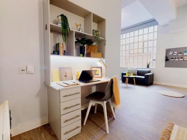 Studio for rent in Digbeth, West Midlands