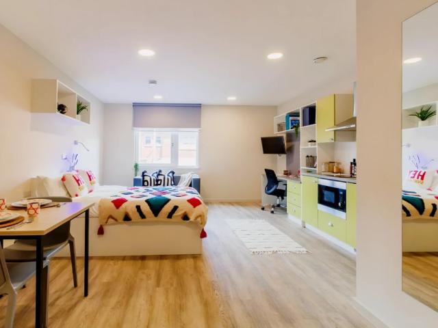 Studio for rent in Watergate, Devon