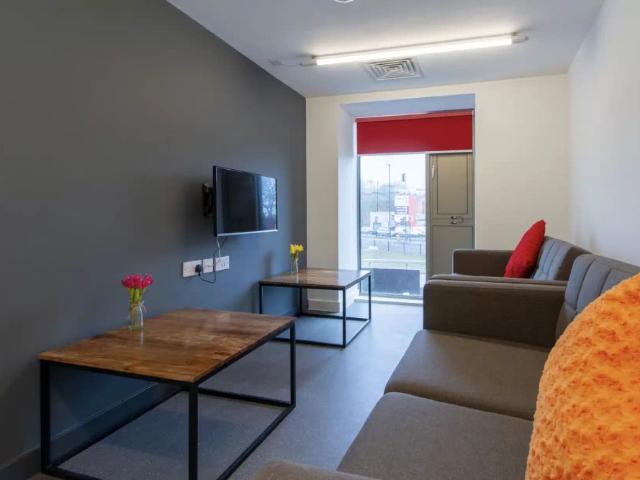 Studio for rent in West Midlands
