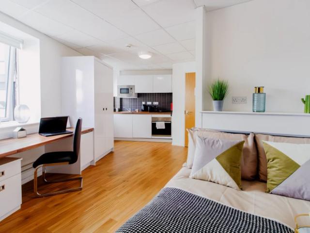 Studio for rent in New Boultham, Brayford