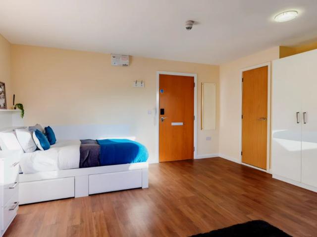 Studio for rent in Bangor, Wales