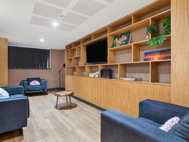 Studio for rent in Digbeth, West Midlands