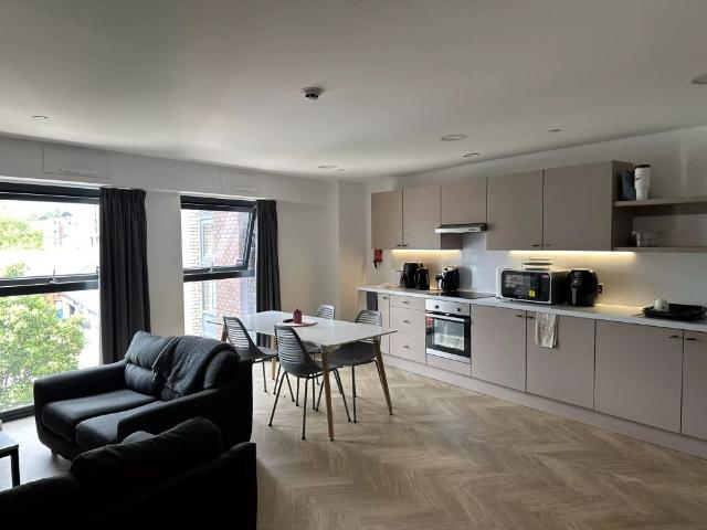 Studio for rent in St Ann's, Haddon