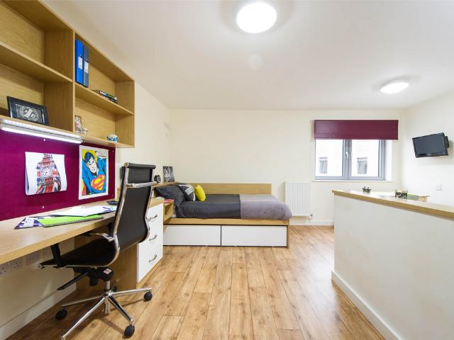 Apartment for rent in Norbiton, Greater London