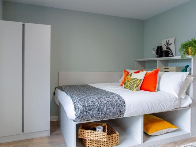 Apartment for rent in Hyde Park, West Yorkshire
