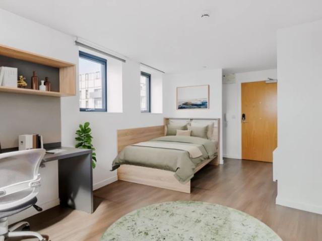 Studio for rent in Hale End, Greater London
