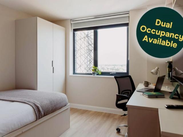 Studio for rent in Lansdowne, Springbourne
