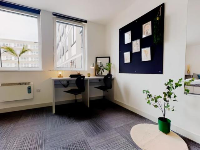 Studio for rent in Haddon, East Midlands