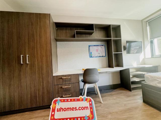 Studio for rent in Redcliffe, Feckenham