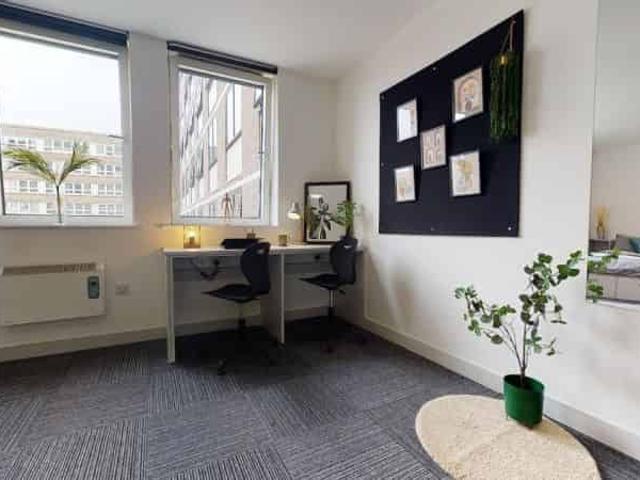 Studio for rent in Haddon, East Midlands
