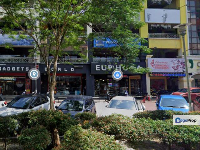 Shop for rent in Country Heights Damansara, Kuala Lumpur