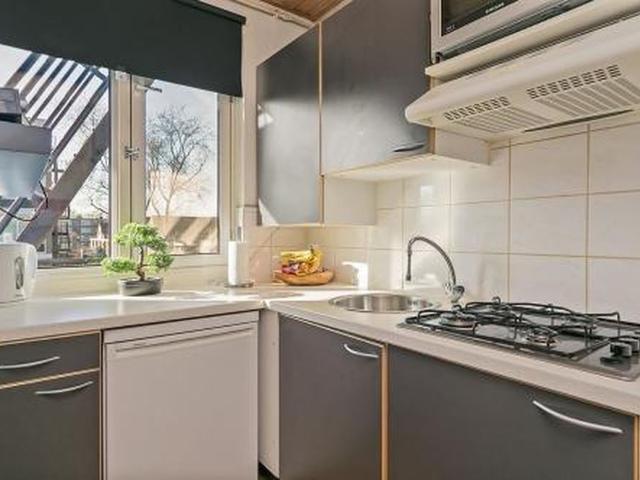 Woning te huur in Rotterdam, Lombardijen