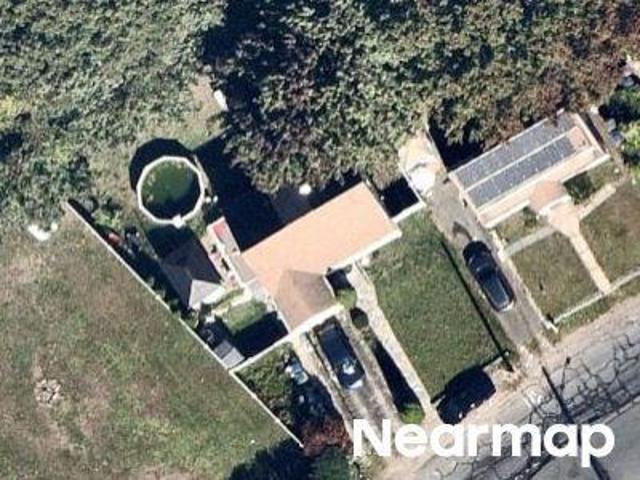House for sale in Bridgeport