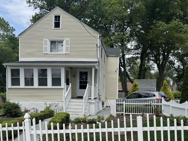 House for sale in Bridgeport