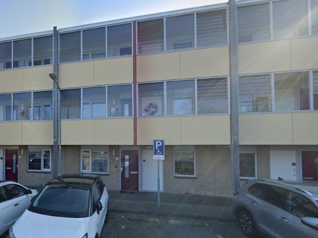 Appartement te huur in Noord-scharwoude, Noord Holland