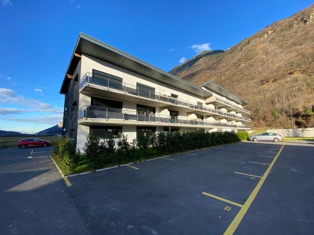 Garage mieten in Dorénaz, Wallis