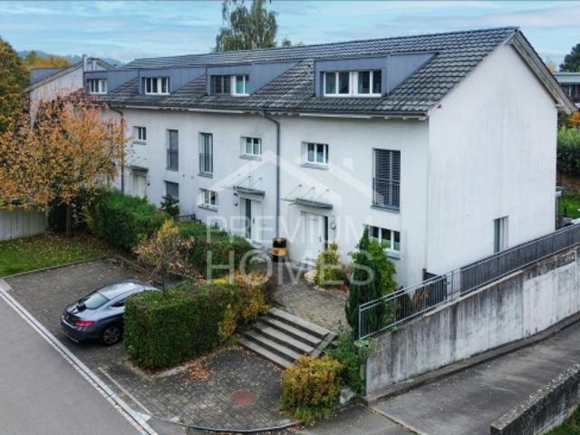 Reihenfamilienhaus kaufen in Kloten, Zürich
