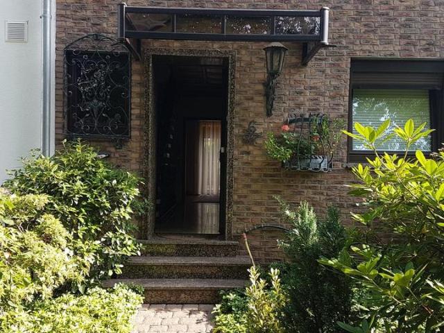 Haus kaufen in Hochheide, Duisburg