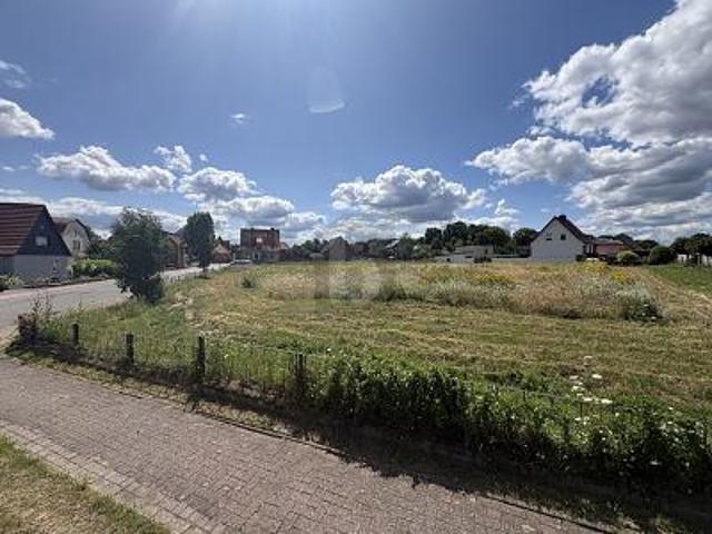 Erdgeschosswohnung kaufen in Wernstedt, Kalbe (Milde)