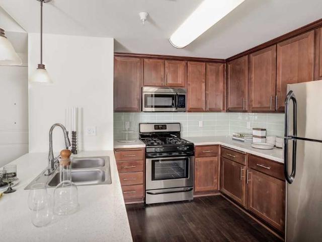 Apartment for rent in Canoga Park, California