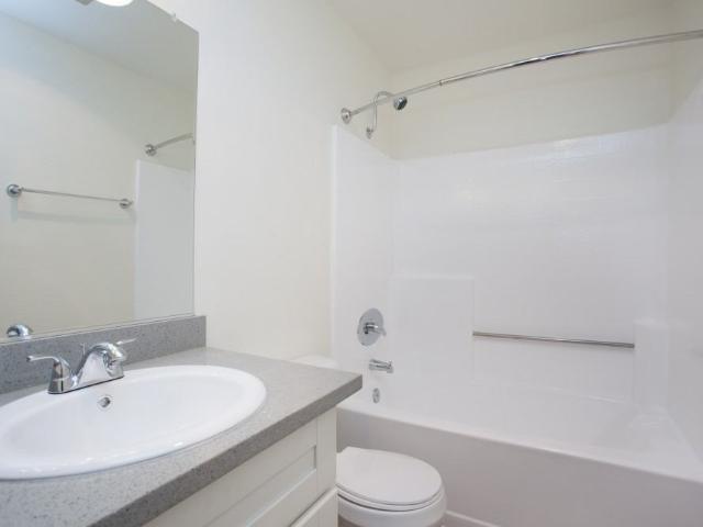 Apartment for rent in Canoga Park, California
