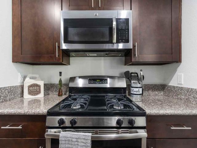 Apartment for rent in Canoga Park, California