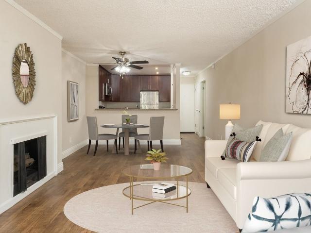 Apartment for rent in Canoga Park, California