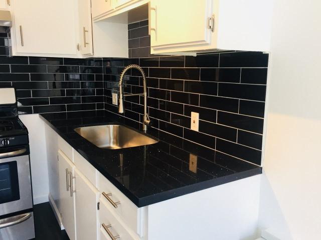 Apartment for rent in Canoga Park, California